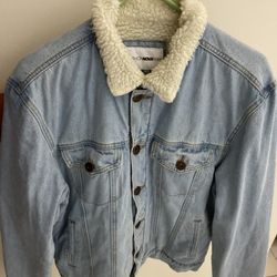 FashionNova Men's Fur Collar Jean Jacket