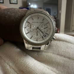 Michael Kors Women Silver Watch 