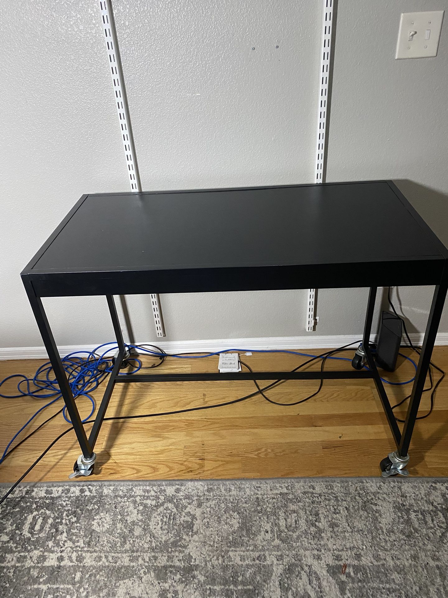 Simple, Black Lightweight Desk