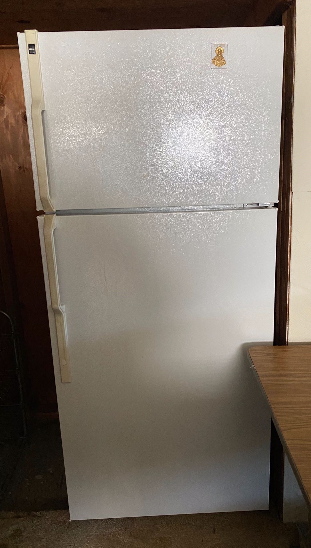 Refrigerator