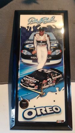 Dale Earnhardt senior Oreo cookie wall clock