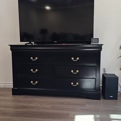 Sideboard/dresser 