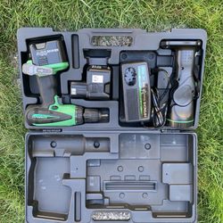 Hitachi 18 Volt Cordless Drill