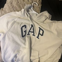 Gap Sweater 