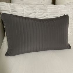 Pillows For Bed Or Sofas