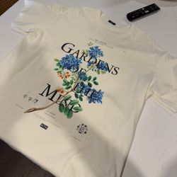 Kith Tee Shirt- Never Worn