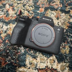 Sony A7 IV