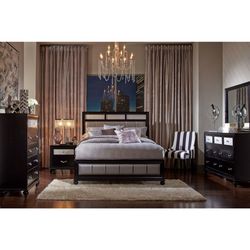 Black & Grey Bed 4 Piece Set with Leatherette Upholstery -Queen or King (NO CREDIT CHECK FINANCING)