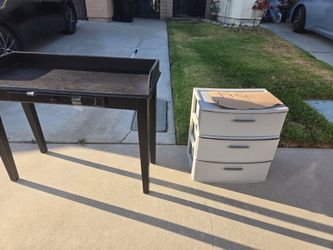Free desk and storage drawers