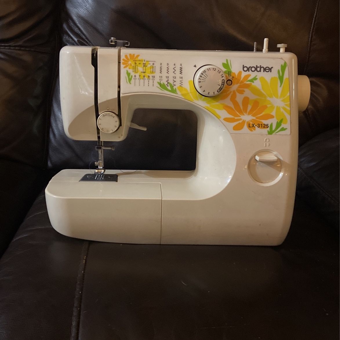 Brother GX37 Sewing Machine for Sale in San Antonio, TX - OfferUp