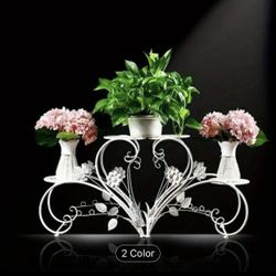 Heart Shaped Plant Stand 