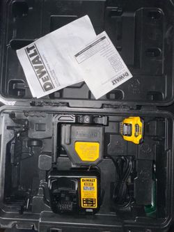 DEWALT 12V Self-Leveling Laser Level Kit 🔥