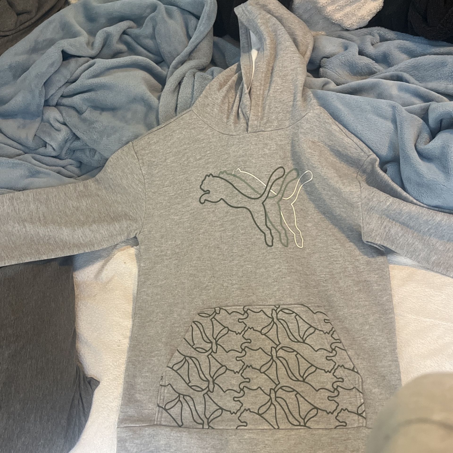 Puma Hoodie Size Large