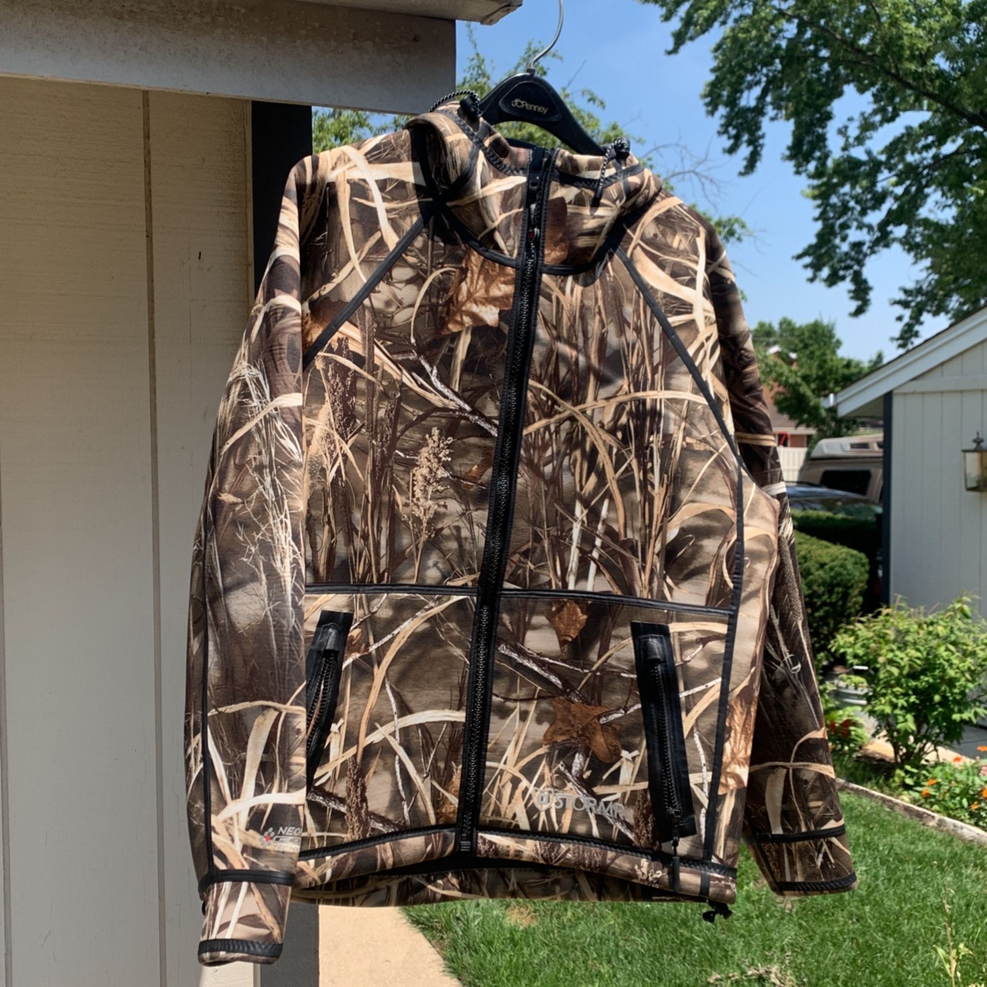 Stormr Waterproof Hunting Jacket Size Large