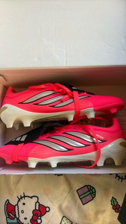 Soccer cleats