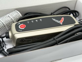 C8 Corvette Battery Charger / Tender
