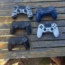 PS4 Controllers