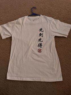 graphic tee