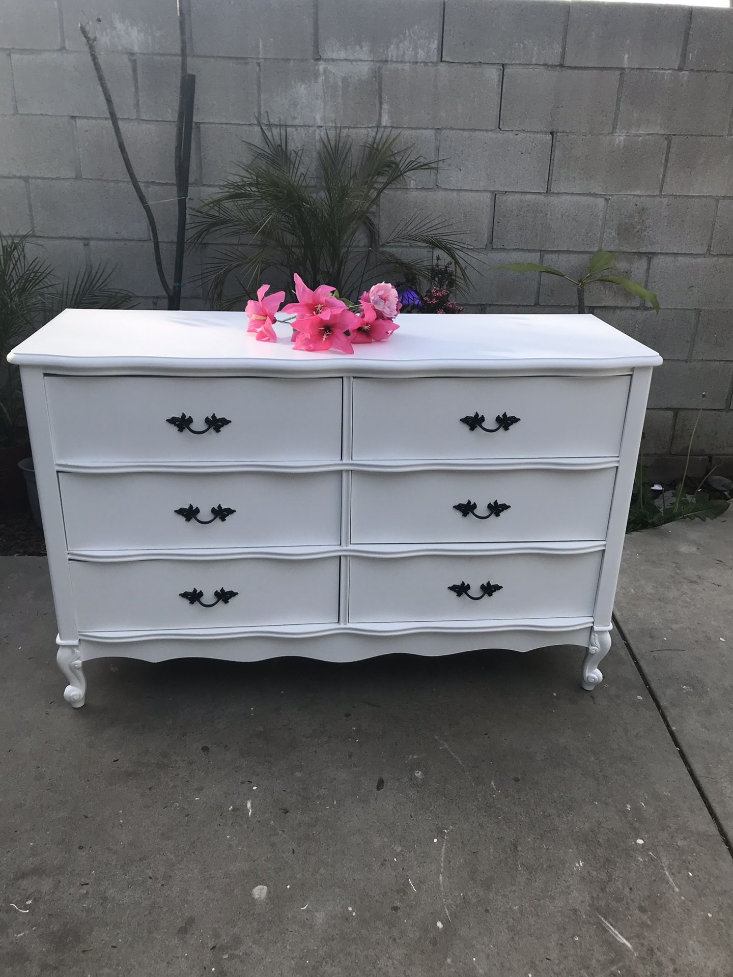 Dresser vintage 6 drawers