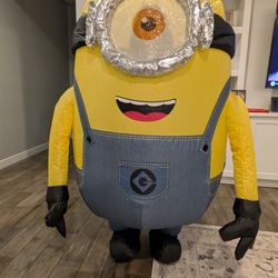Like New, Inflatable Minion Halloween Costume