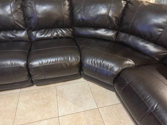 🤎 CHOCOLATE LEATHER RECLINING SECTIONAL + MATCHING OTTOMAN — $250 FIRM!