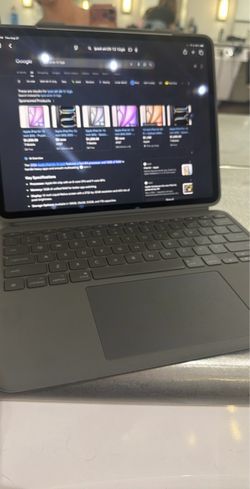 Air26 13 inch with wireless keyboard