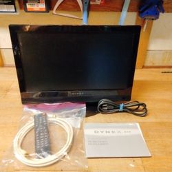 18"  Dynex LCD TV