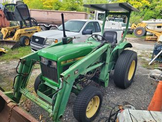 JOHN DEERE 4WD 850 FARM TRACTOR
