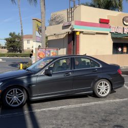 2012 Mercedes-Benz C250 Sport