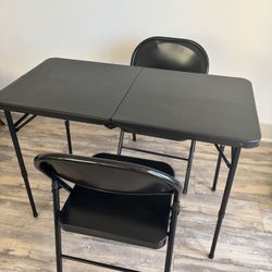 portable table & chair