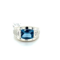 14kt White Gold Men’s Ring With Blue Synthetic Stone 9.50grams Size 10