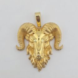 10k gold rams head pendant