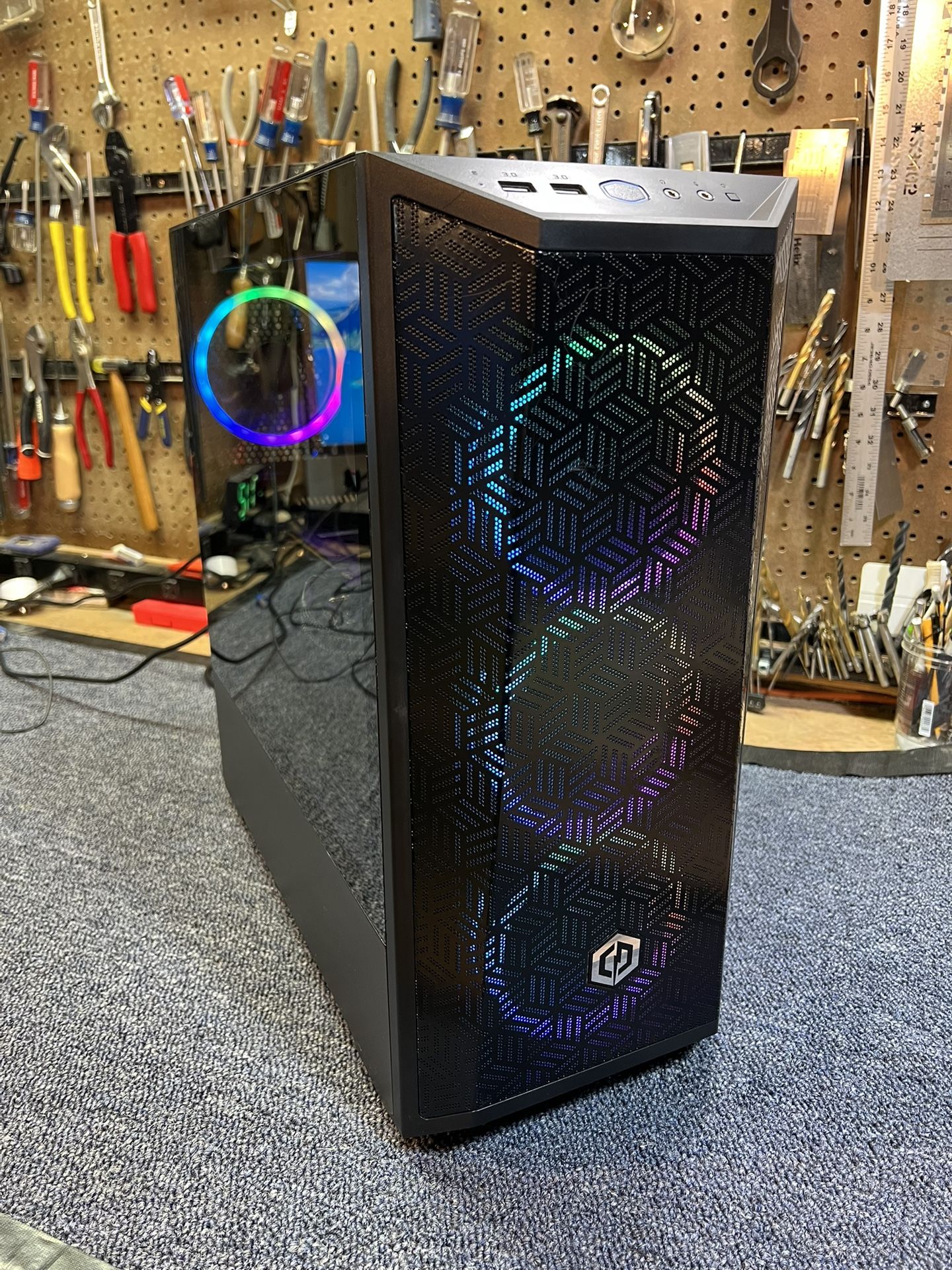 Gaming PC! Radeon RX 7600, Ryzen 5 7600, 16gb DDR5, 1tb, RGB