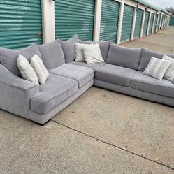 Free Delivery - Modern Light Grey Sectional Set