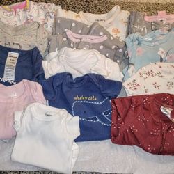 NEWBORN CLOTHES / BOOTS