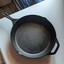 Cast Iron Pan 