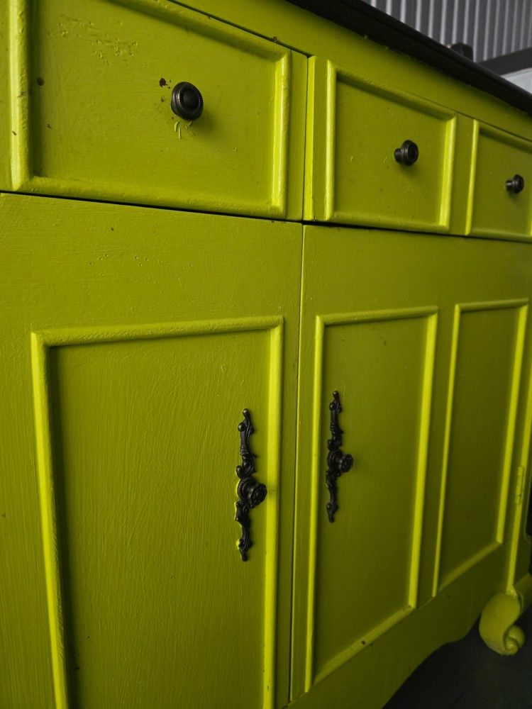 Cabinets/media Stand