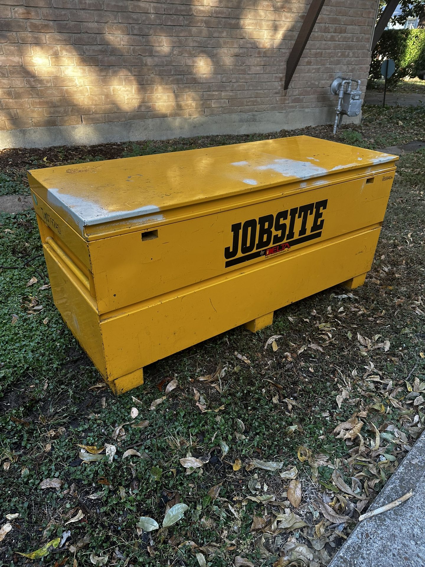 Delta 5 ft Jobsite/Portable Locking Tool Chest, 60” plus smaller lock box