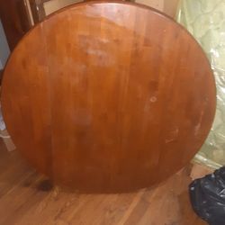 Fold-down Table With 2 Chairs