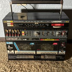 🎵 Mid-1980s Lasonic L-30 Dual Cassette Stereo – Powers On – For Parts / Repair 🎵