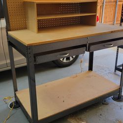 Workbench & Adjustable Shelving