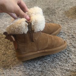 Bear Claw Boots 