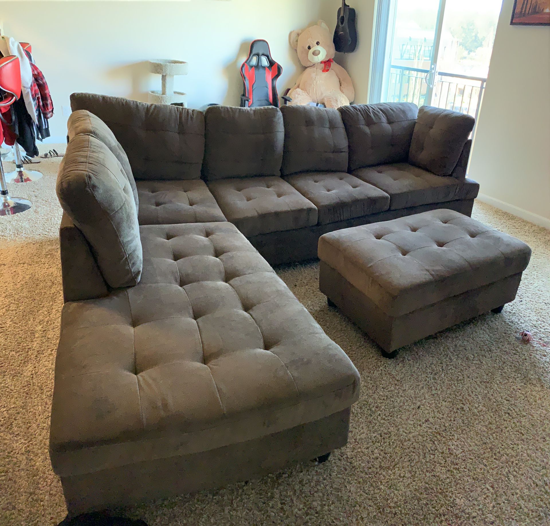 Huge Sectional Couch, 6 months old. 9’x7’