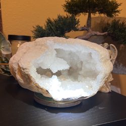Druzy Quartz Crystal Geode $65