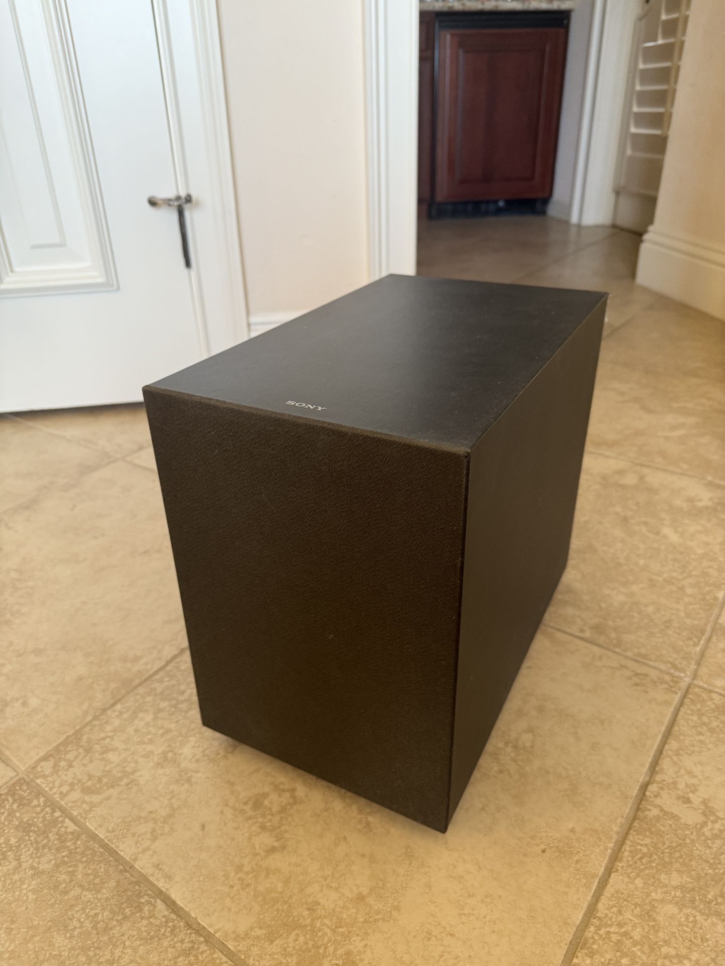 Sony Active Wireless subwoofer model sa-wst5