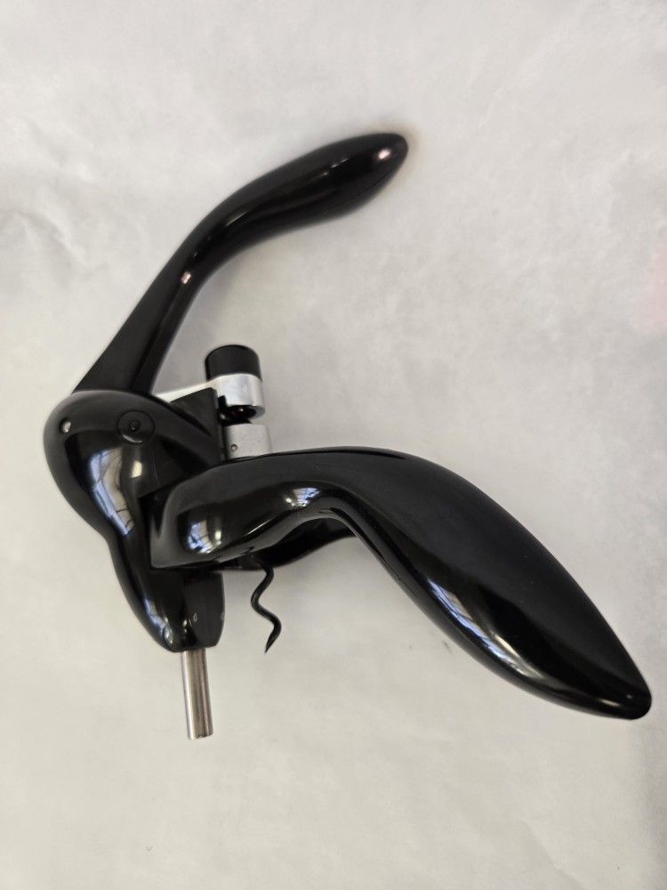 Le Creuset Lever Wine Corkscrew Bottle Opener