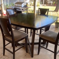 4 Chair Dining Table