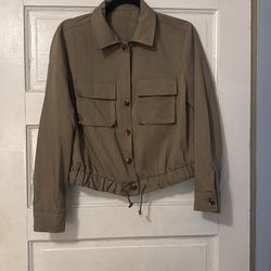 Women’s Lightweight Buttondown Overshirt