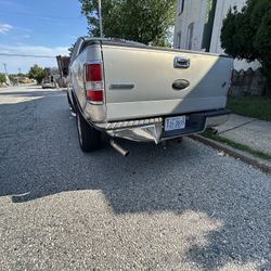 2006 Ford F150.  5.4 L.