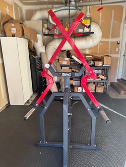 Lateral back pull down machine